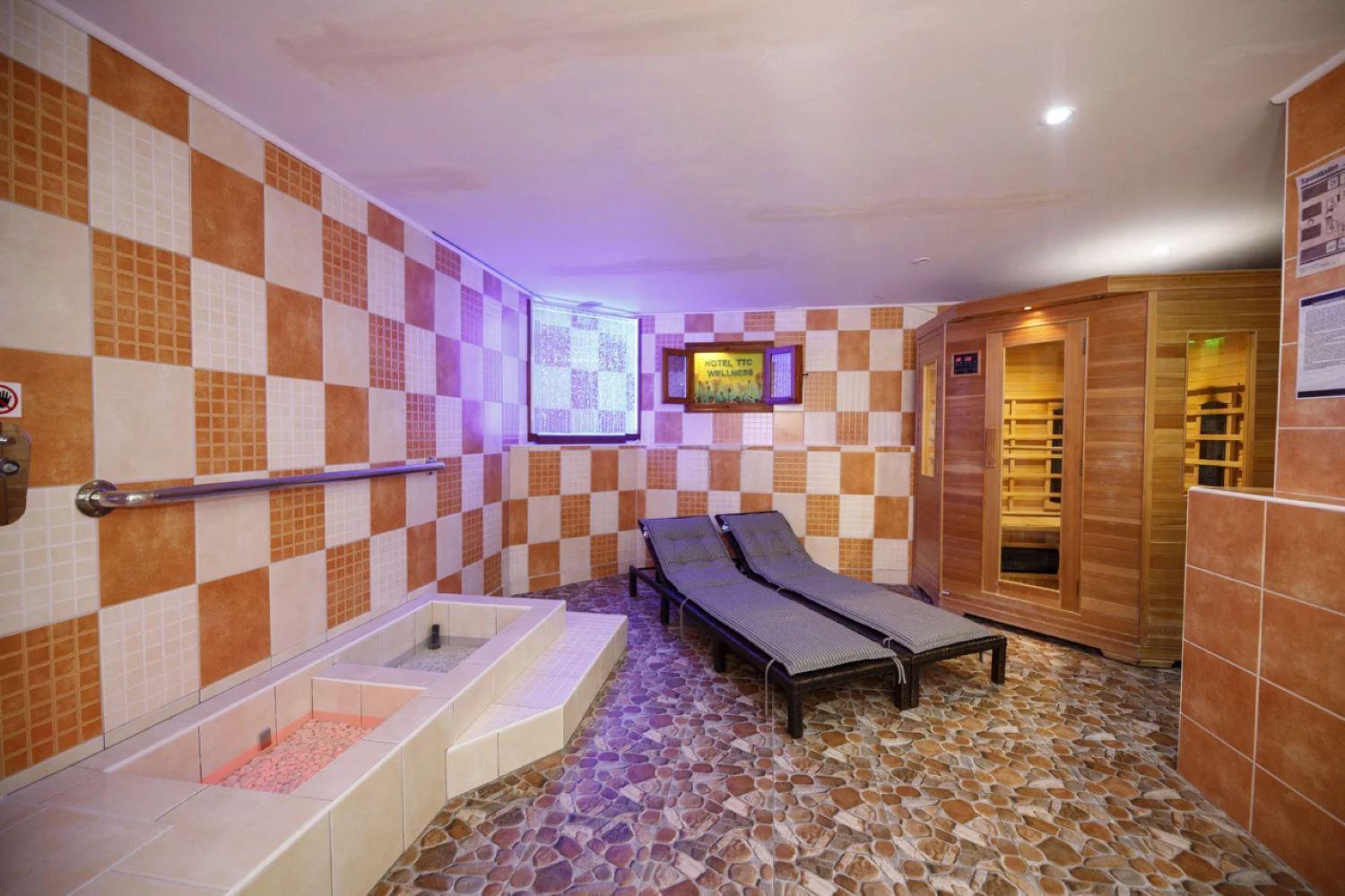 Wellness & Sport Hotel Ttc Vrchlabi Bagian luar foto