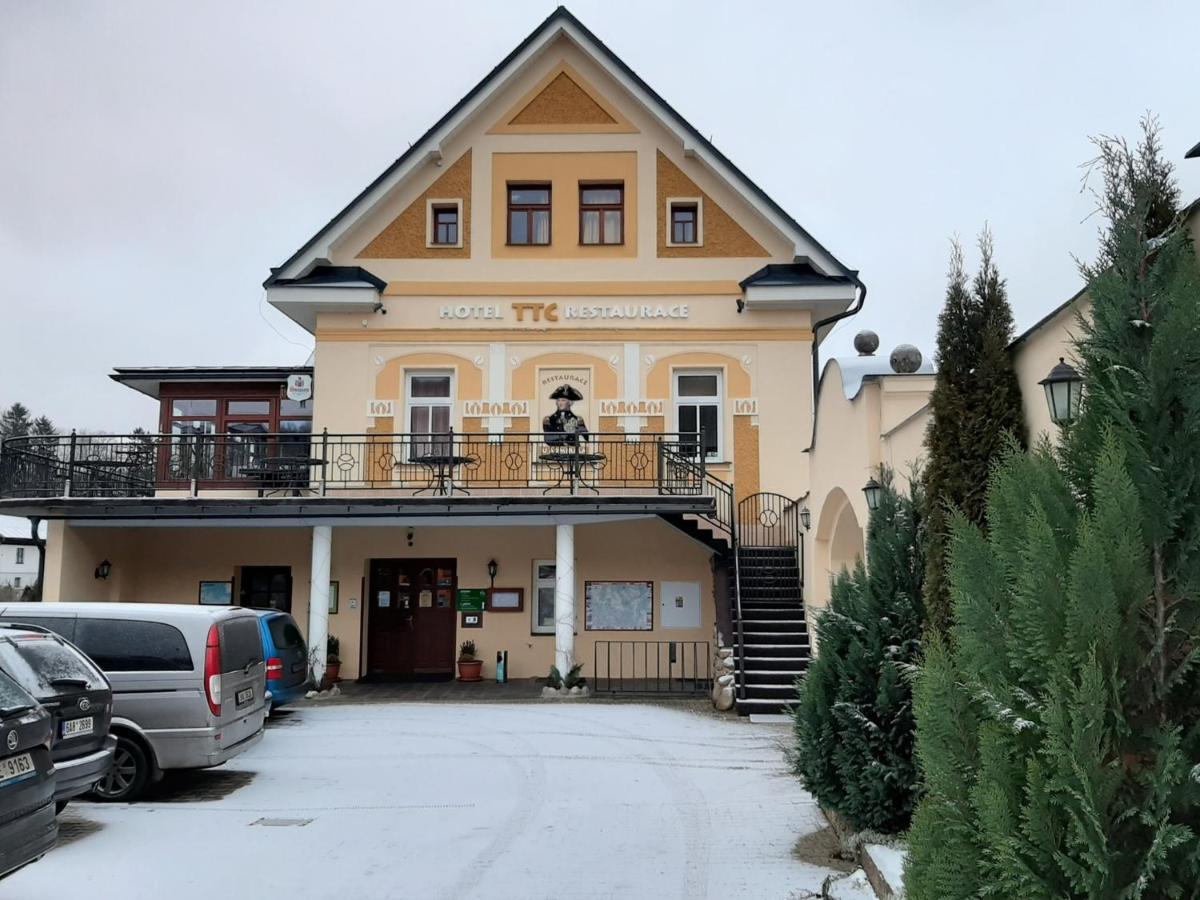 Wellness & Sport Hotel Ttc Vrchlabi Bagian luar foto